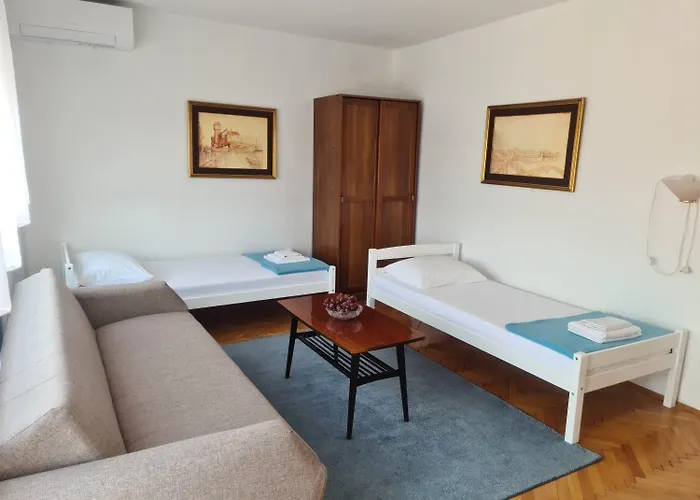 Cosy Terrace * Grebastica